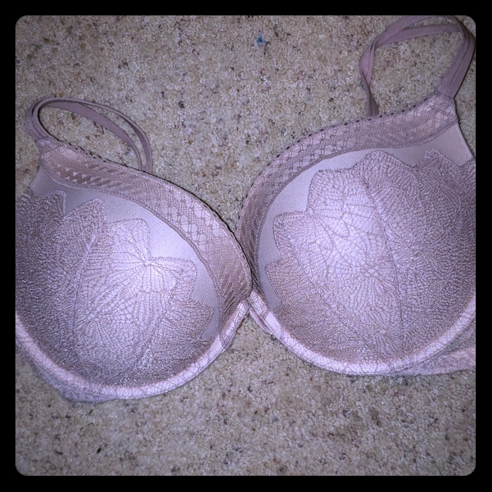 Vs bra